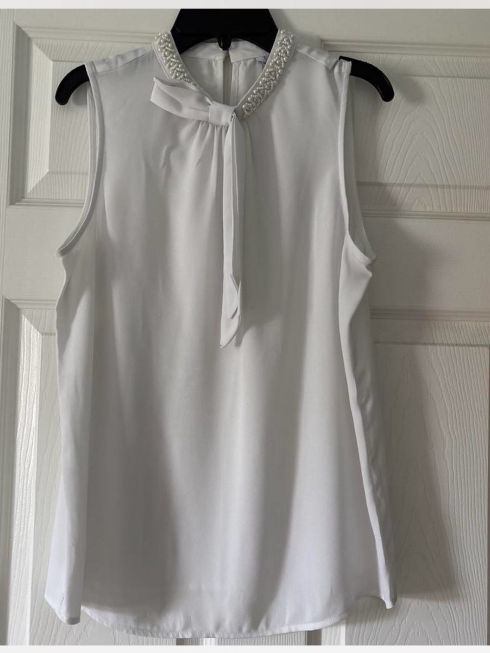 Elle White Sleeveless Beaded Tie-Neck Camisole